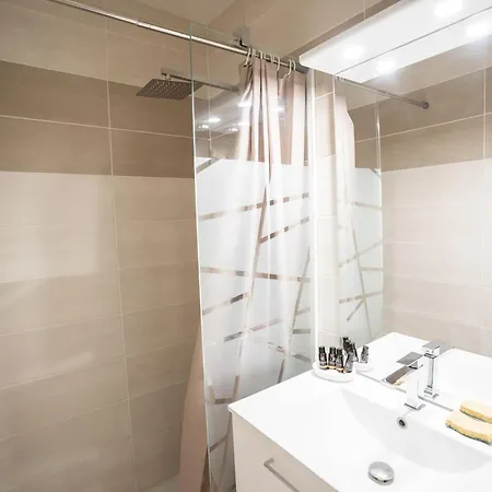 Cosy A Chatel, 100m Des Pistes, Balcon, Wifi, Parking, Jusqu'a 4 Personnes - Fr-1-676-105 דירה